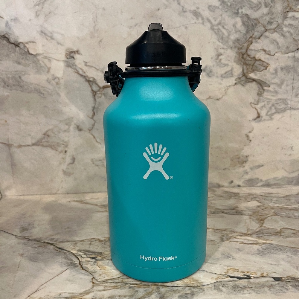 Hydroflask 64oz water bottle - teal